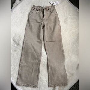 Abercrombie & Fitch Curve Love High Rise 90s Relaxed Jean